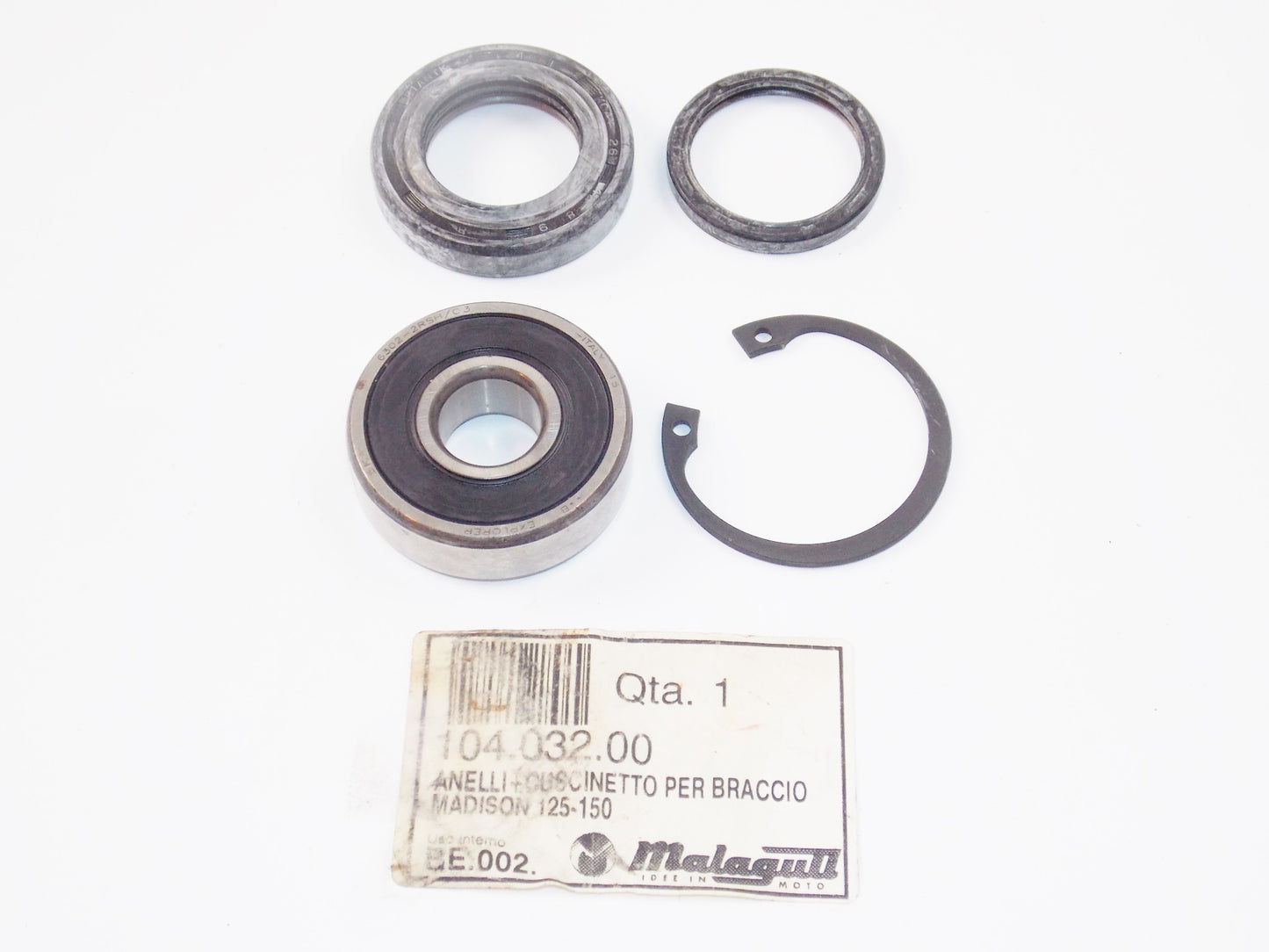 OEM MALAGUTI MADISON 125-150 ARMS ROLLER BEARING OIL SEAL CLIP KIT 104.032.00 - MotoRaider