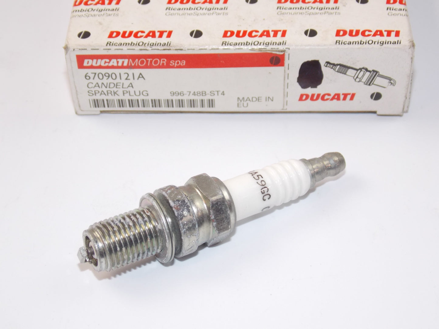 OEM DUCATI 01-05 SPORT TOURIN ST4 SUPERBIKE 748/R/S/E 996/S SPARK PLUG 67090121A - MotoRaider