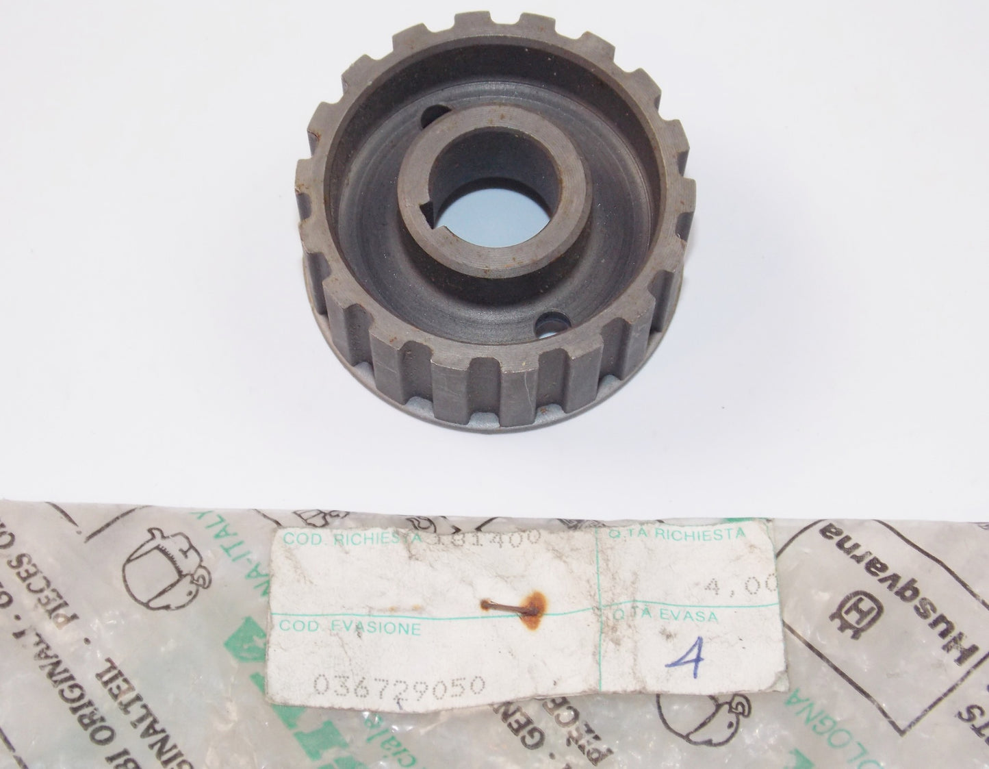 OEM DUCATI 350 F3 SUPERSPORT MONSTER ALAZZURRA 350/650 TIMING PULLEY 036729050 - MotoRaider