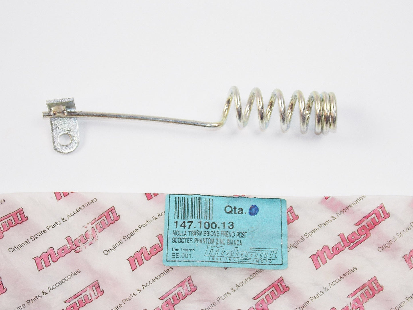 NOS OEM MALAGUTI SCOOTER F12 ARIA PHANTOM REAR BRAKE SPRING BRACKET 147.100.13 - MotoRaider