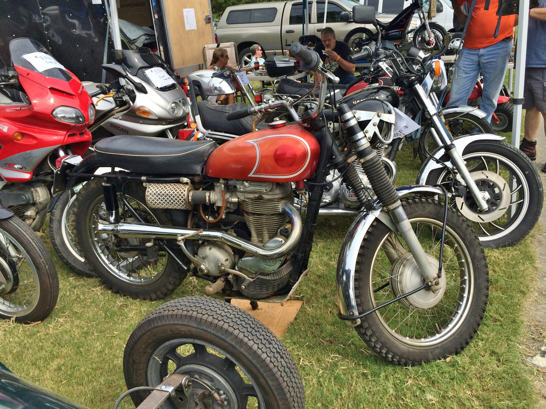 "The Timeless Charm of Vintage Bikes: A Journey Through Time"