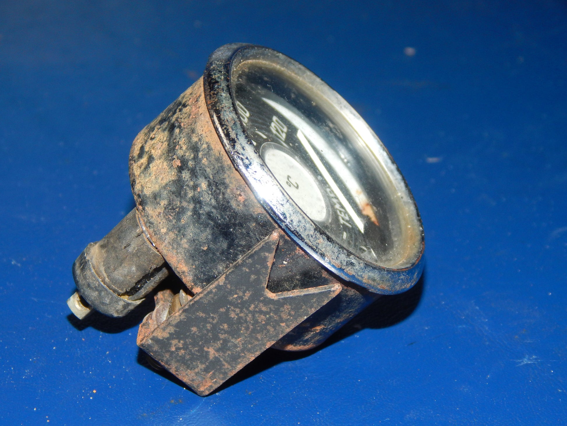 1950's VW BEETLE BUG OVAL WINDOW MOTO METER OIL TEMPERATURE GAUGE VINTAGE - MotoRaider