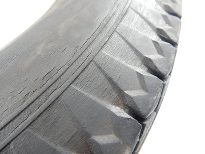 1930's VINTAGE AUTOMOTIVE PIRELLI AERFLEX STELLA BIANCA WHEEL TIRE 5.50 x 15 - MotoRaider