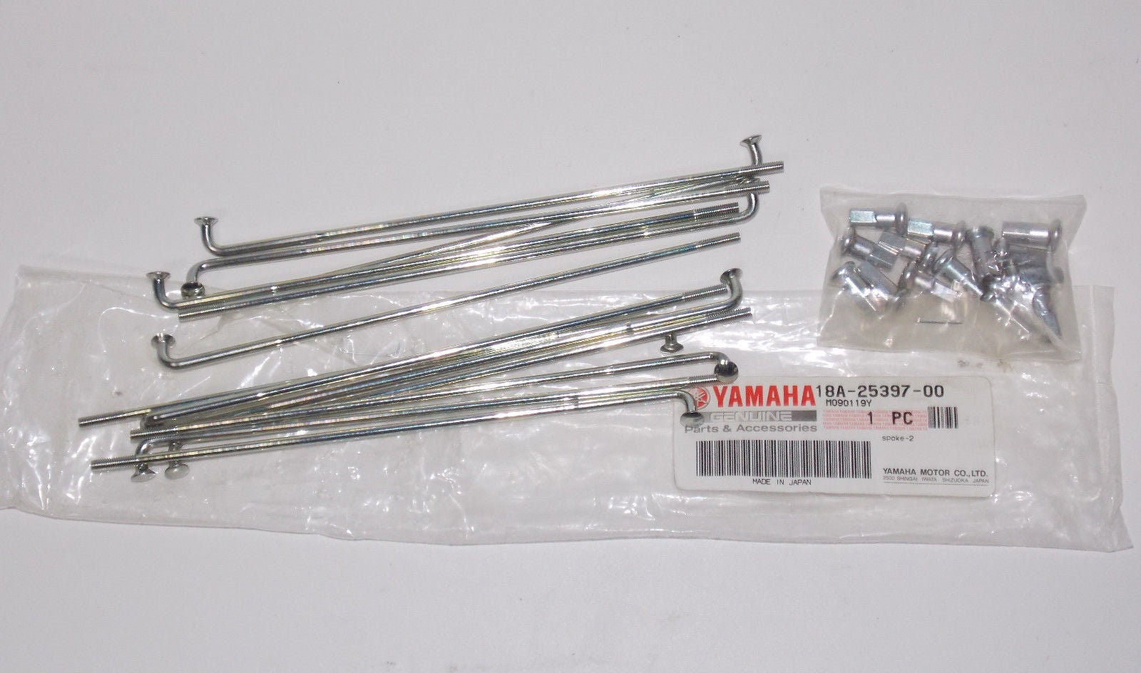 13 REAR FRONT WHEEL SPOKE + NIPPLES YAMAHA MOTORCYCLE 18A-25397-00 - MotoRaider