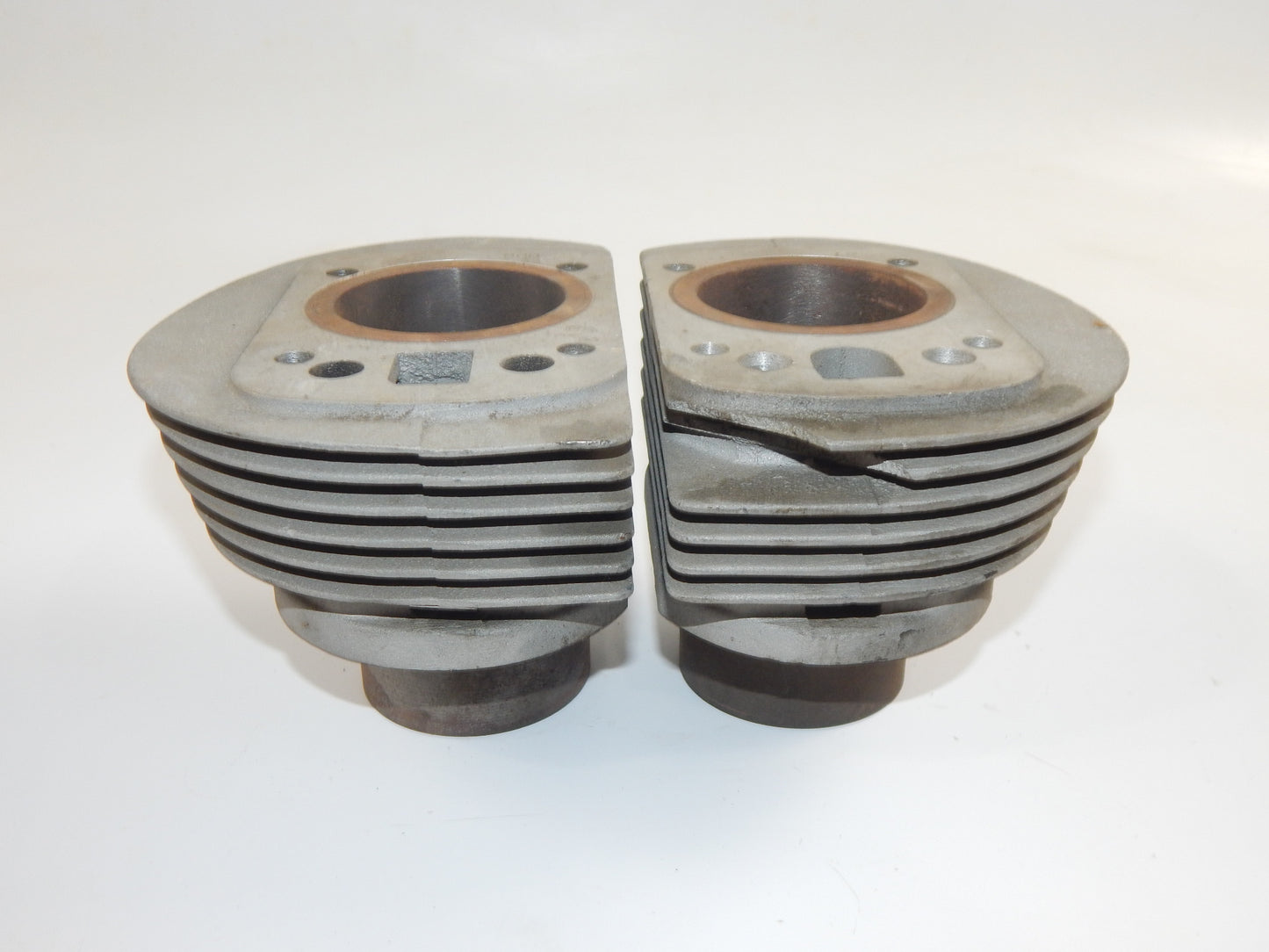 1950-1960's GILERA 300cc TWIN CYLINDER MOTOR ENGINE BORE D=59.50mm VINTAGE ITALY - MotoRaider