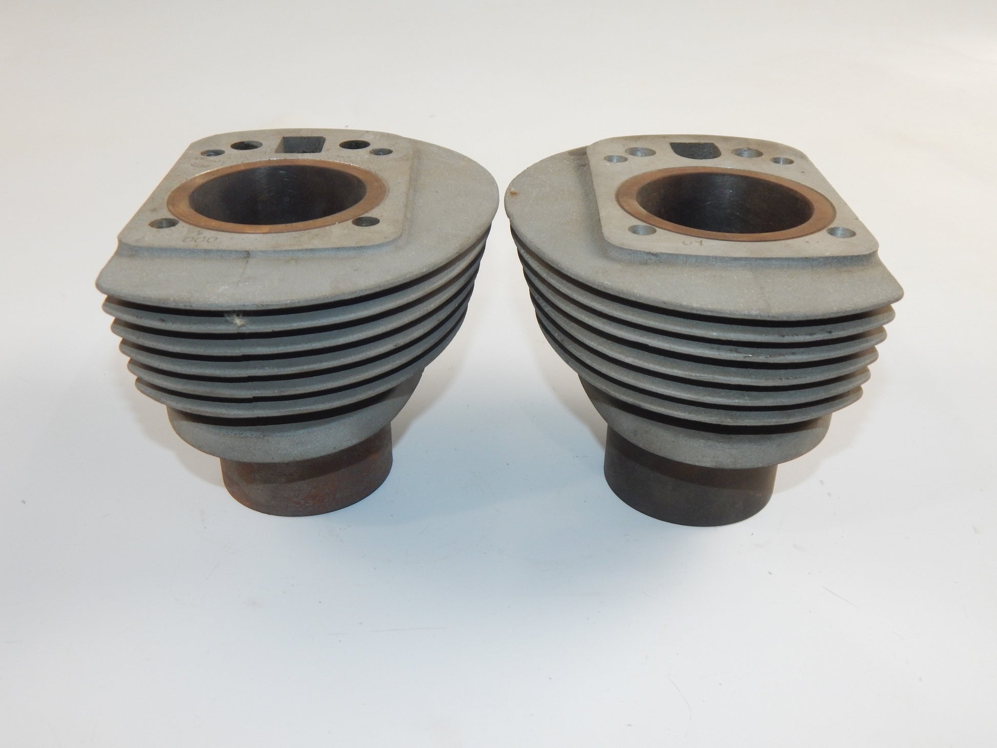 1950-1960's GILERA 300cc TWIN CYLINDER MOTOR ENGINE BORE D=59.50mm VINTAGE ITALY - MotoRaider