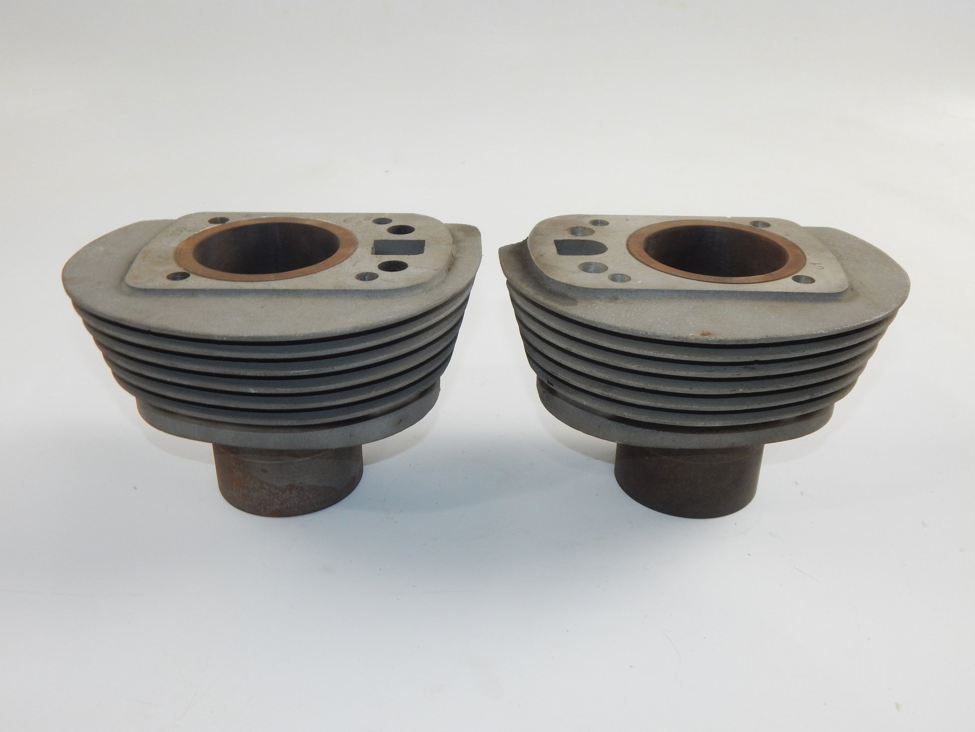1950-1960's GILERA 300cc TWIN CYLINDER MOTOR ENGINE BORE D=59.50mm VINTAGE ITALY - MotoRaider