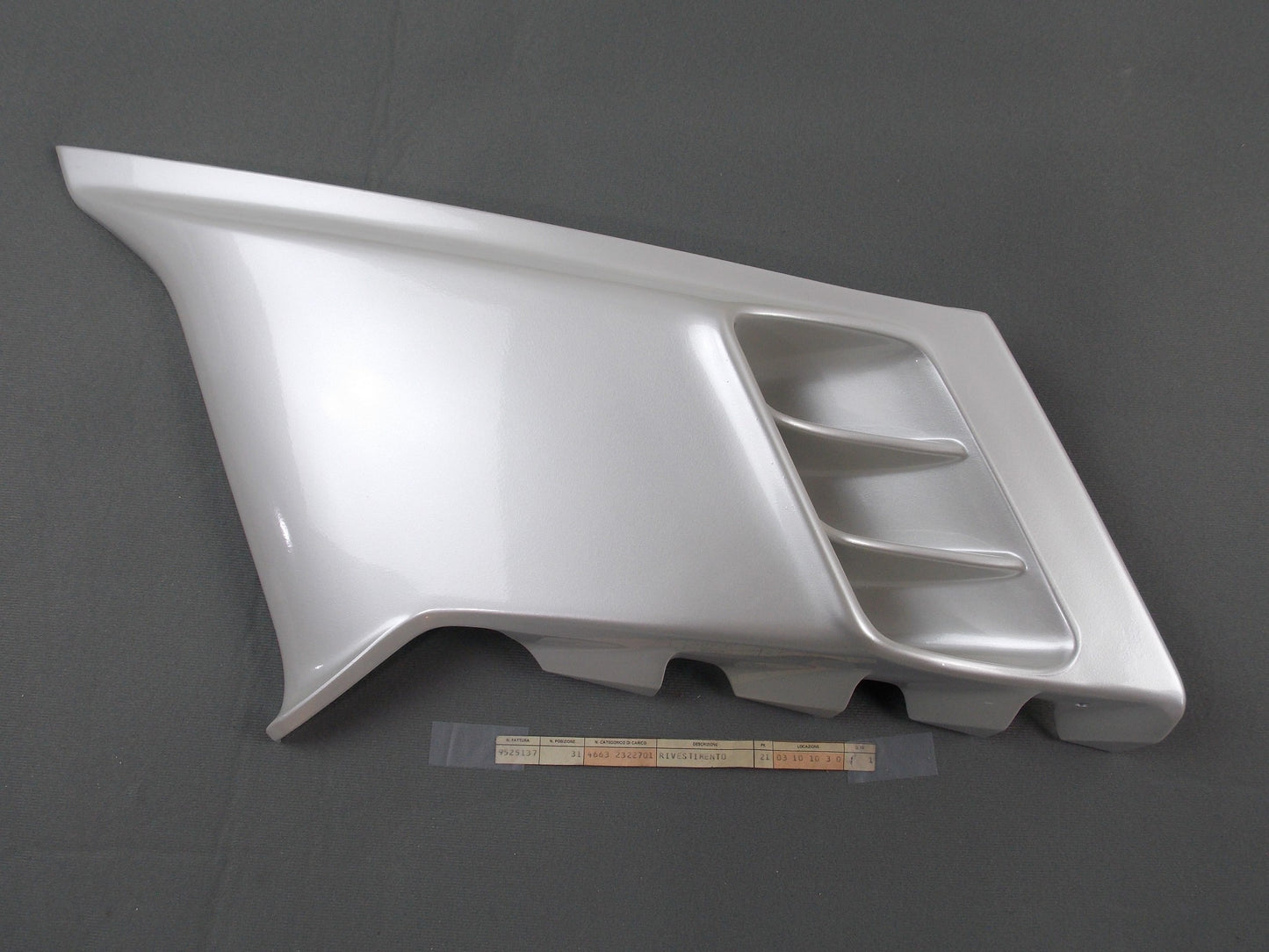 NOS BMW 1991-1992 K100RS GAS TANK LEFT PEARL SILVER COVER TRIM PANEL 46632322701 - MotoRaider