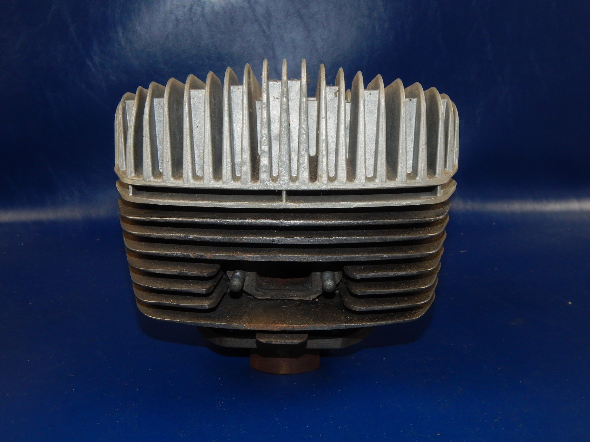 1960's SACHS 125 MOTOR IRON CYLINDER+HEAD BORE 53.70mm DKW HERCULES 0613-106-099 - MotoRaider