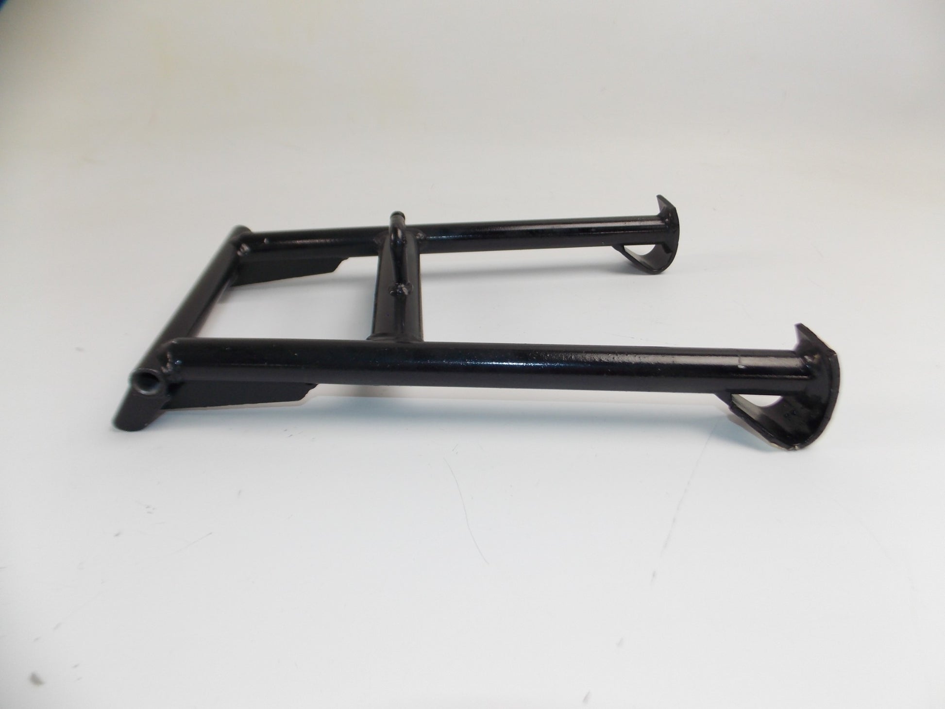 OEM LAVERDA ZUNDAPP 1981 LZ 1 125 FRAME CHASSIS CENTER STAND 60106687 60 106 687 - MotoRaider