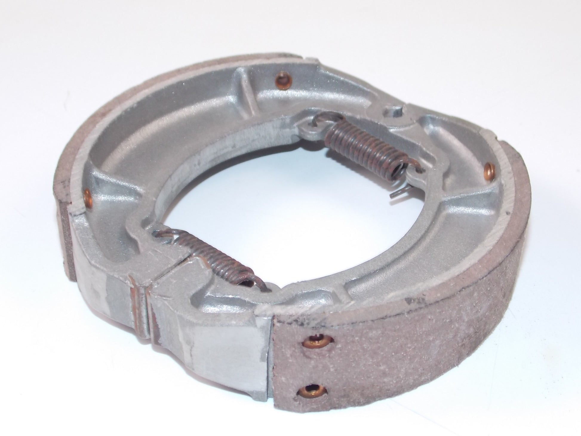CAGIVA 1985 ALETTA ROSSA ELEFANT 1/2 125/200 REAR WHEEL BRAKE SHOES 800042391 - MotoRaider