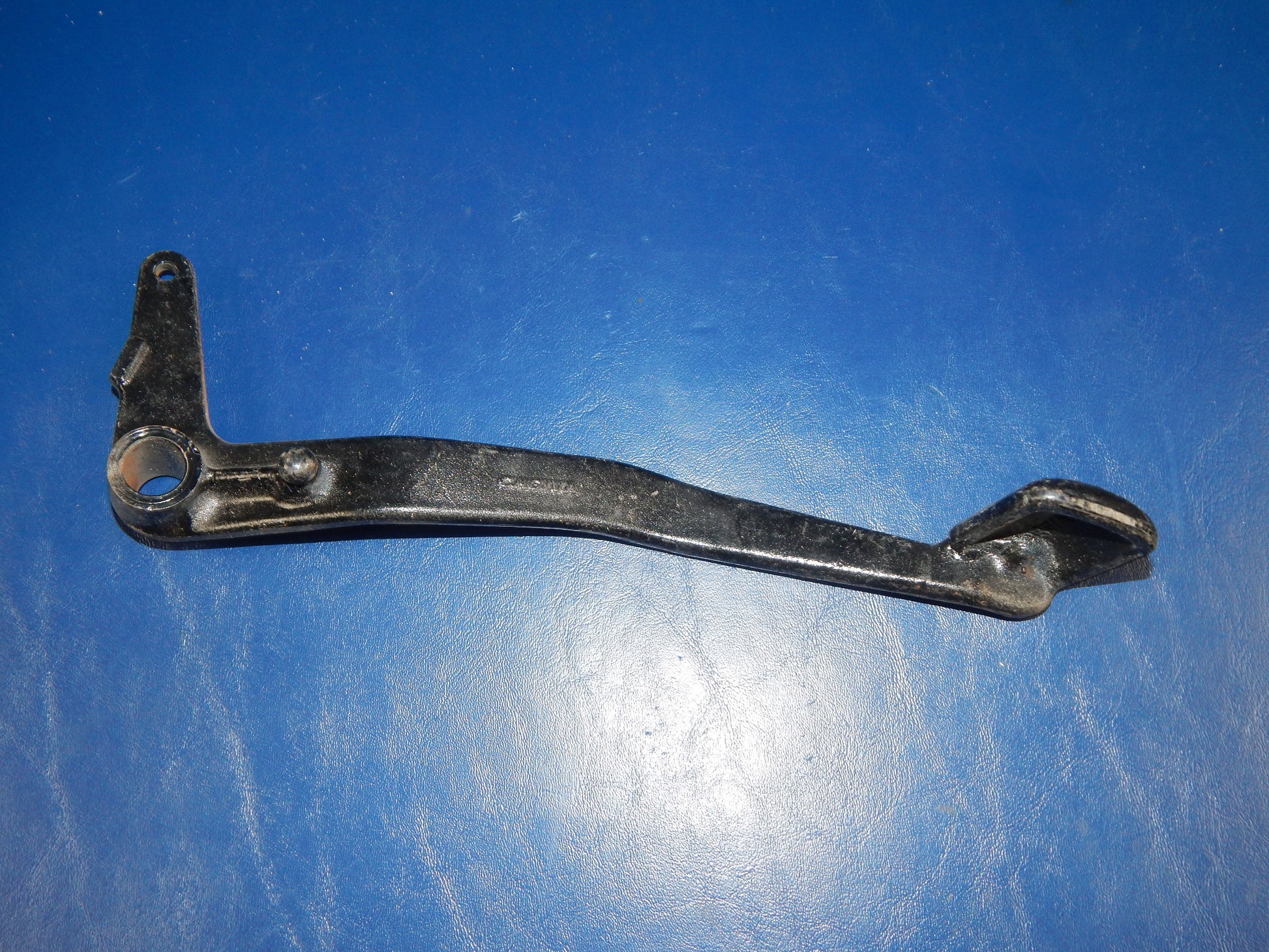 NOS CAGIVA REAR WHEEL BRAKE PEDAL LEVER L=270mm HOLE D=15mm DUCATI MORINI - MotoRaider