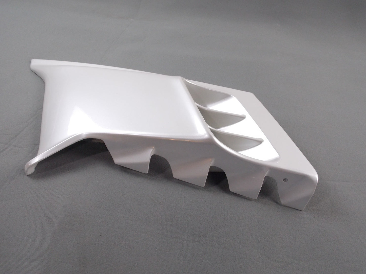 NOS BMW 1991-1992 K100RS GAS TANK LEFT PEARL SILVER COVER TRIM PANEL 46632322701 - MotoRaider