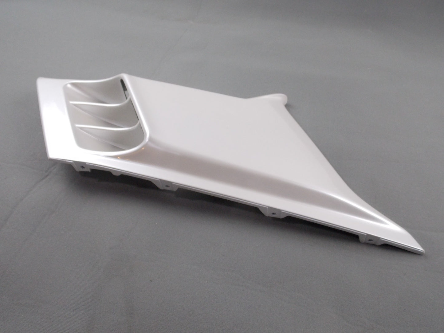 NOS BMW 1991-1992 K100RS GAS TANK LEFT PEARL SILVER COVER TRIM PANEL 46632322701 - MotoRaider