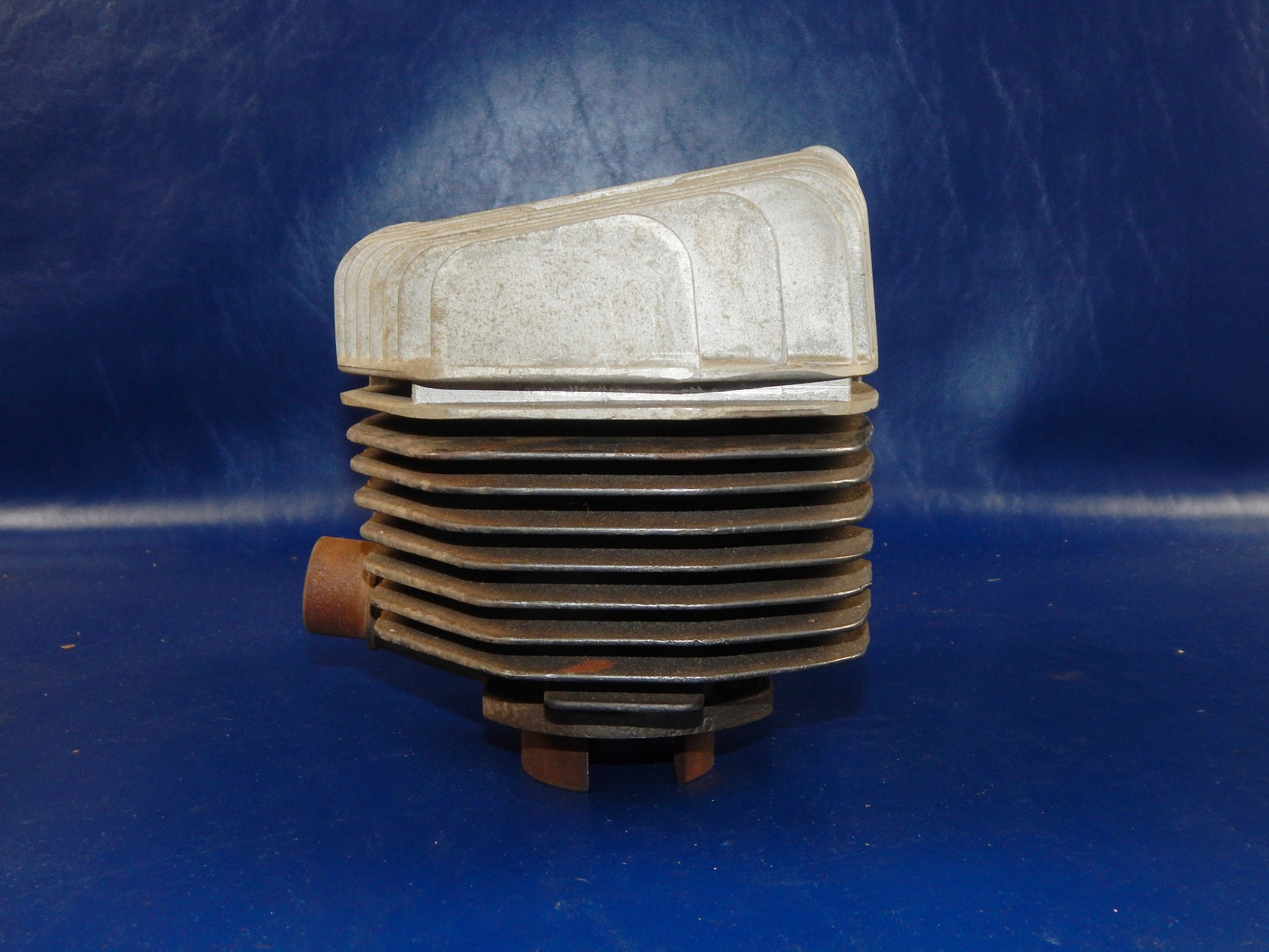 1960's SACHS 125 MOTOR IRON CYLINDER+HEAD BORE 53.70mm DKW HERCULES 0613-106-099 - MotoRaider