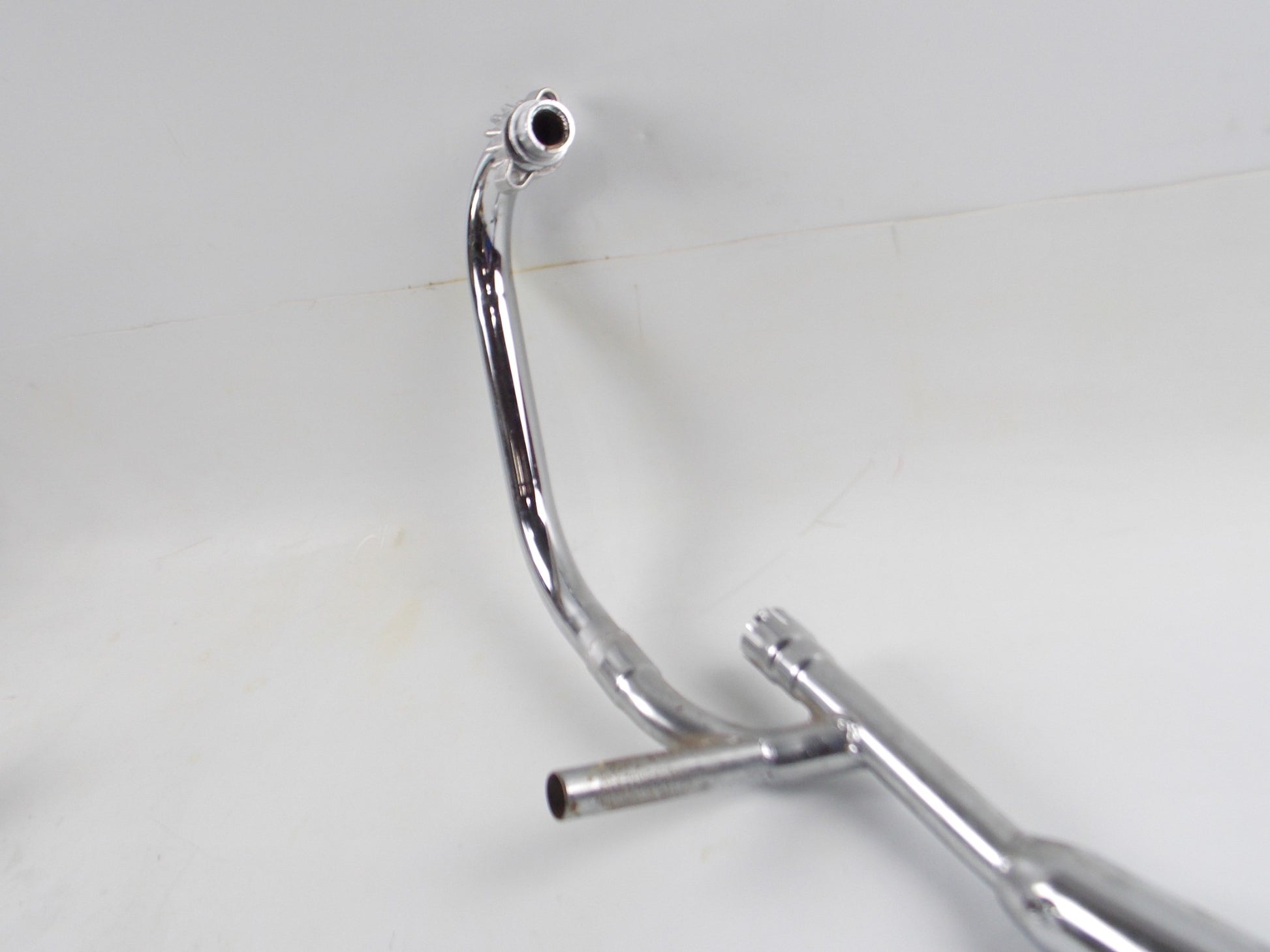 OEM SUZUKI 1981 GSX400F EXHAUST PIPE MUFFLER RIGHT CHROME 14301-33215 - MotoRaider