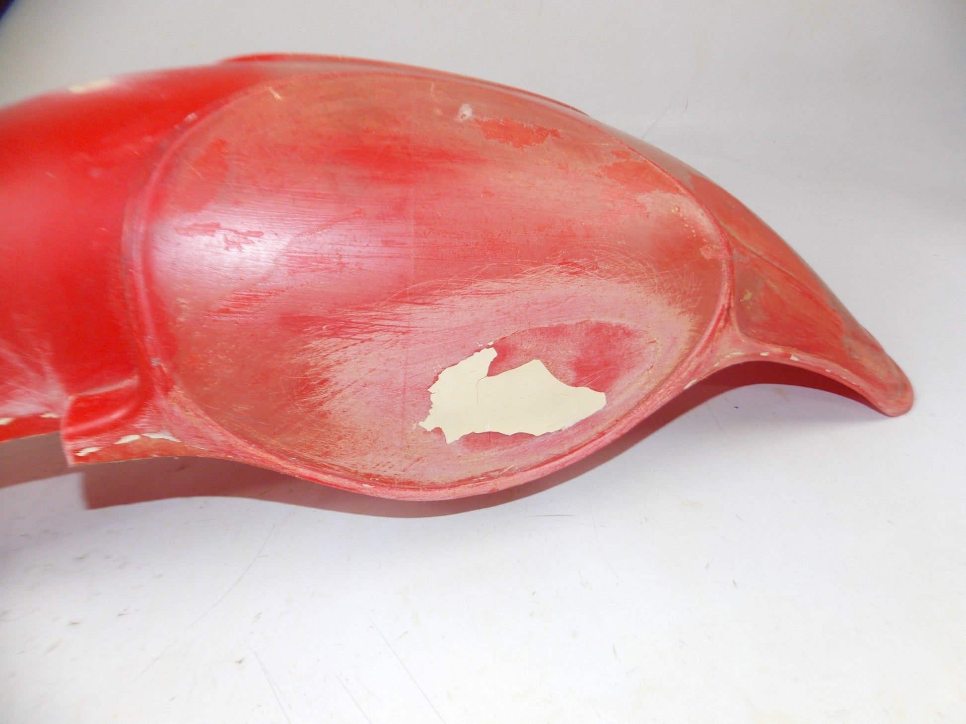 BETA VINTAGE MOTOCYCLE RED MOTOCROSS REAR FENDER 1979 250 L=30" W=91/2" - MotoRaider