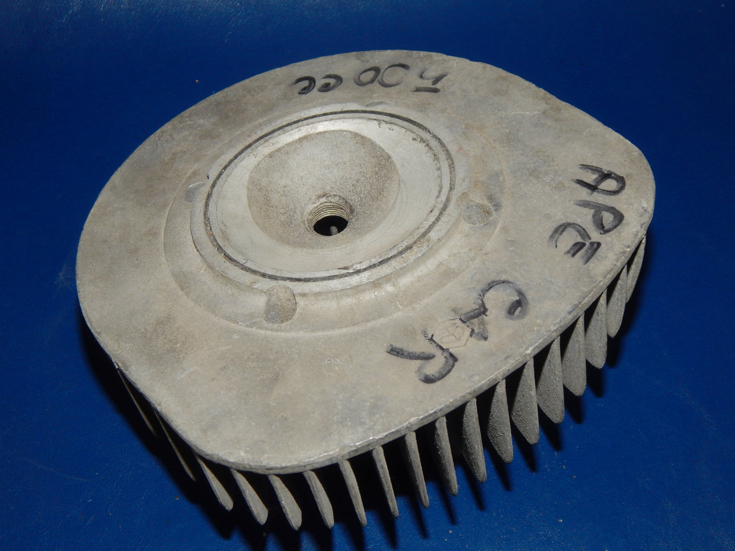 VINTAGE ORIGINAL APE CAR PIAGGIO 500cc CYLINDER HEAD 3 WHEELER ENGINE ITALY - MotoRaider
