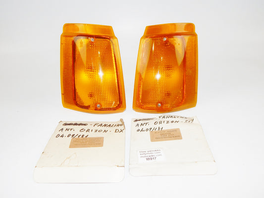 NOS 1970's CHRYSLER HORIZON FRONT TURN SIGNAL RH LH AMBER SEIMA 10542701 - MotoRaider