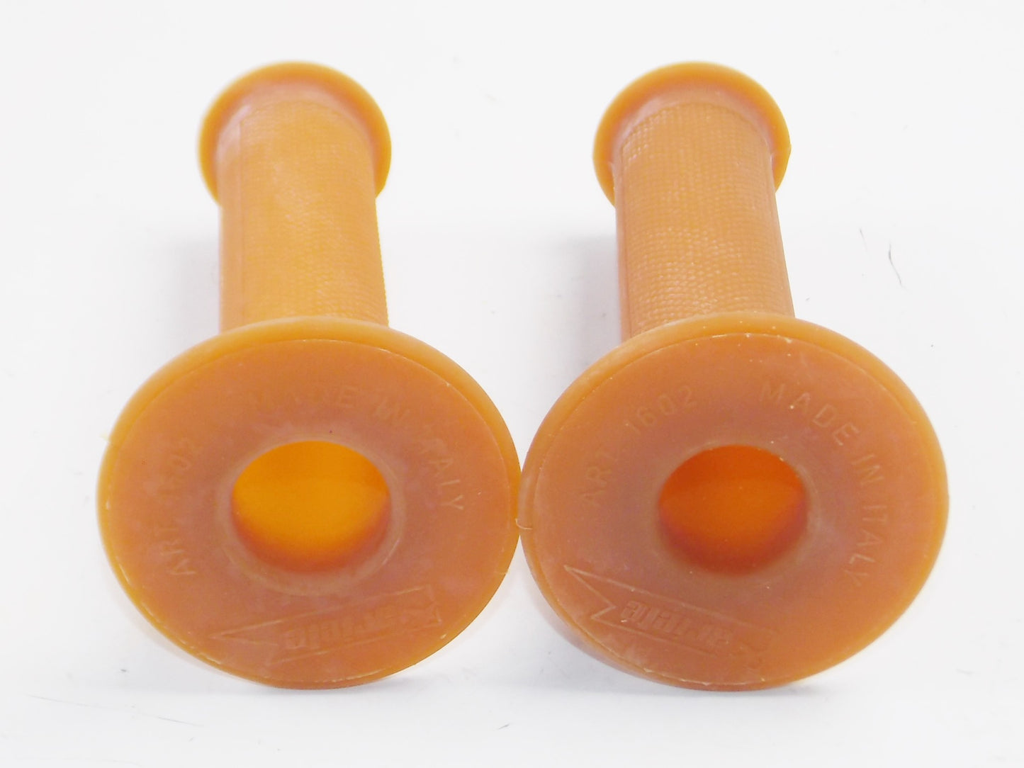 ARIETE 1602 22mm HANDLEBAR NATURAL RUBBER GRIPS BETA MORINI BENELLI GUZZI CAGIVA - MotoRaider