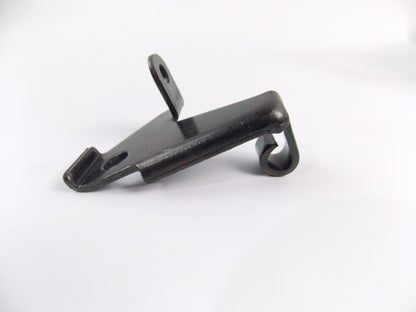 NOS OEM SUZUKI 1989 DR600 HOLDER KICK START 26842-14A02-000 - MotoRaider