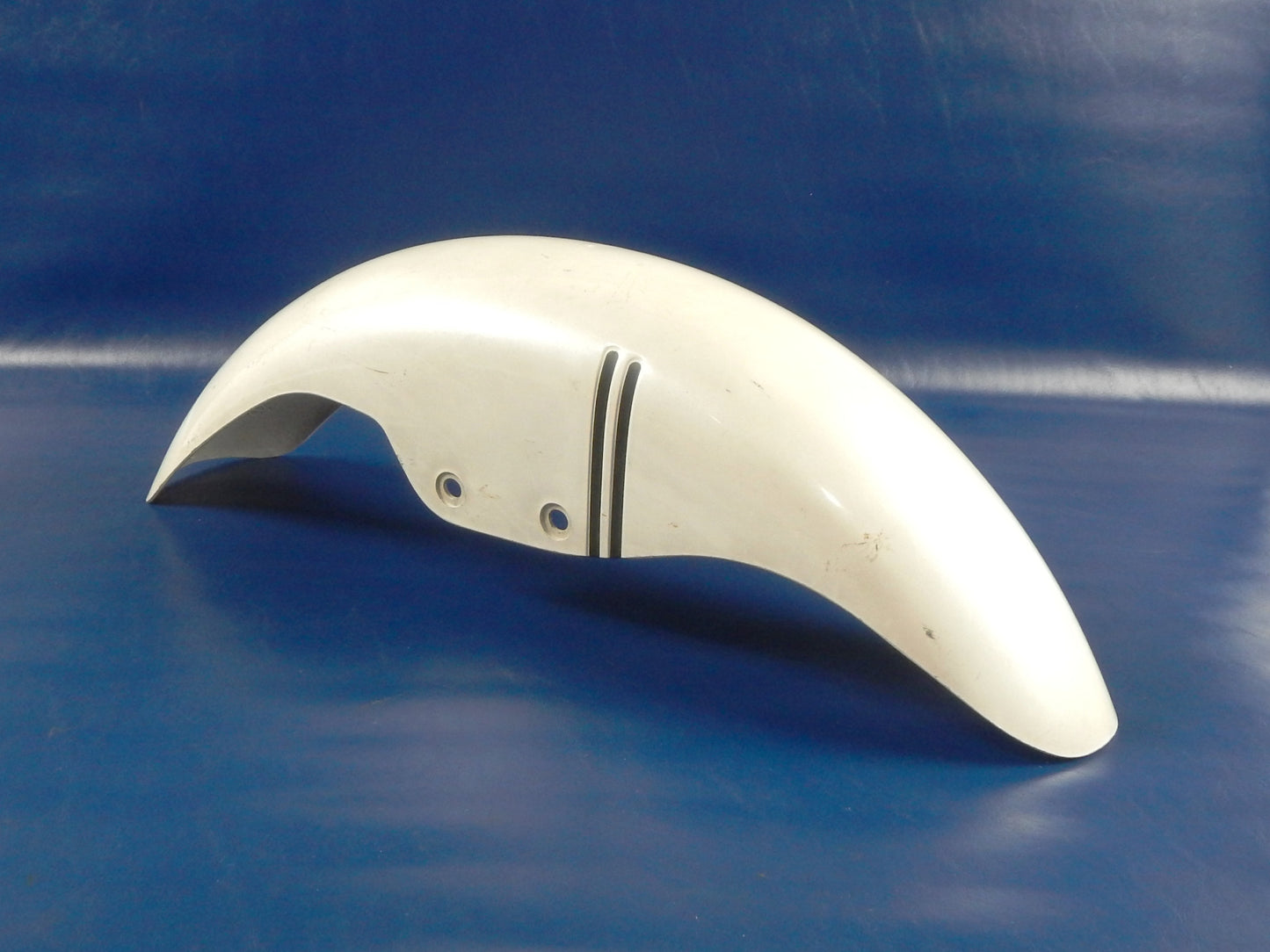 OEM SUZUKI 1982  GS750 GS 750 FRONT FENDER 53111-31300 MUD GUARD VINTAGE - MotoRaider