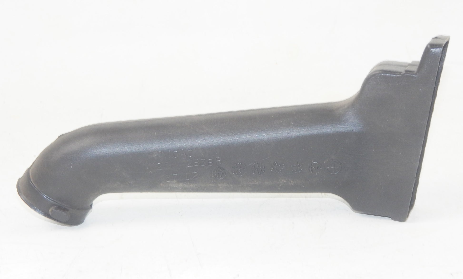 OEM YAMAHA 1983-1985 XVZ1200 XVZ1300 VENTURE FAIRING DUCT #2  26H-2838R-00 - MotoRaider