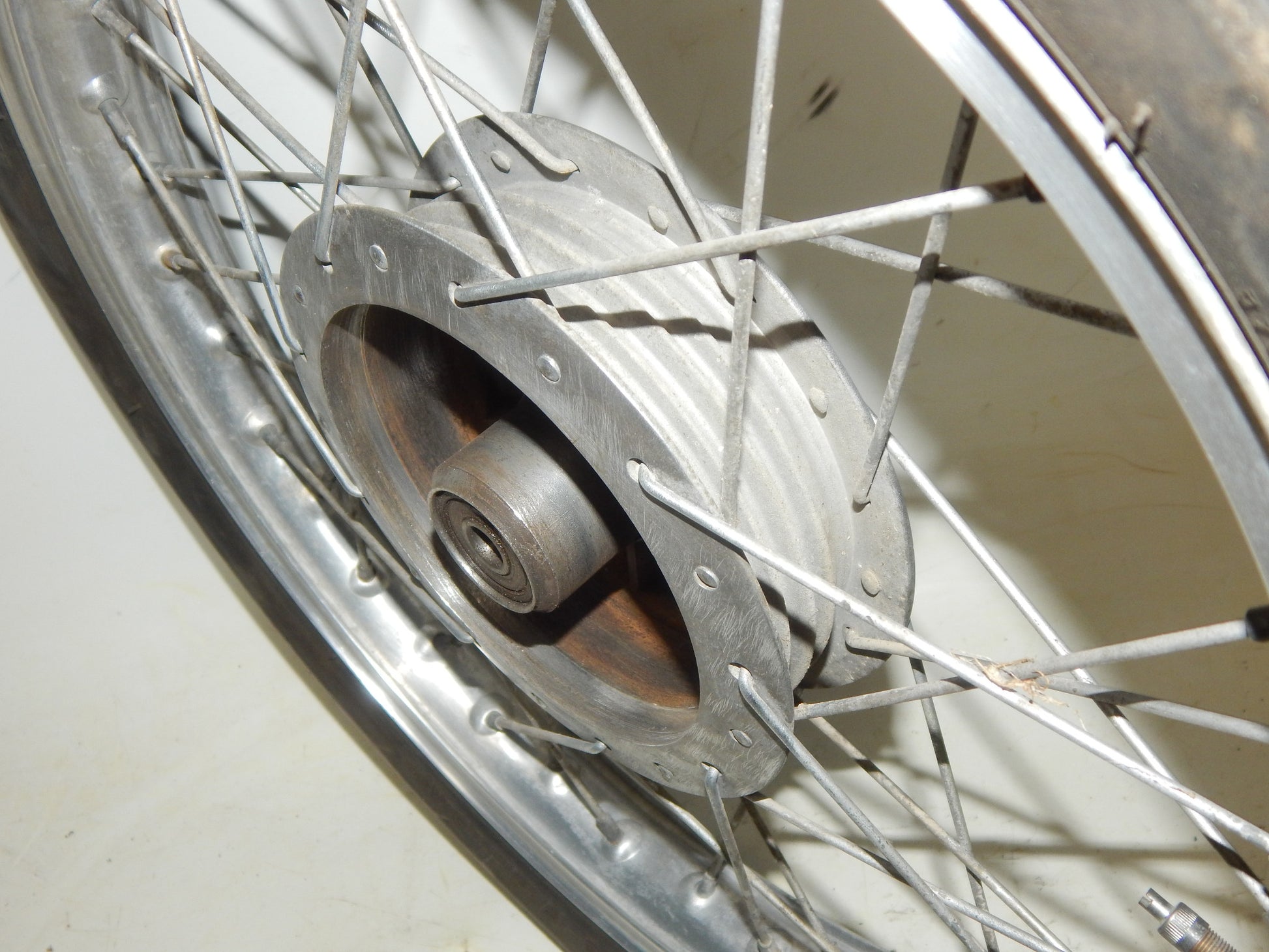 1970's GILERA GIUBILEO 125 FRONT WHEEL 17" RIM HUB SPOKES VINTAGE ITALY - MotoRaider