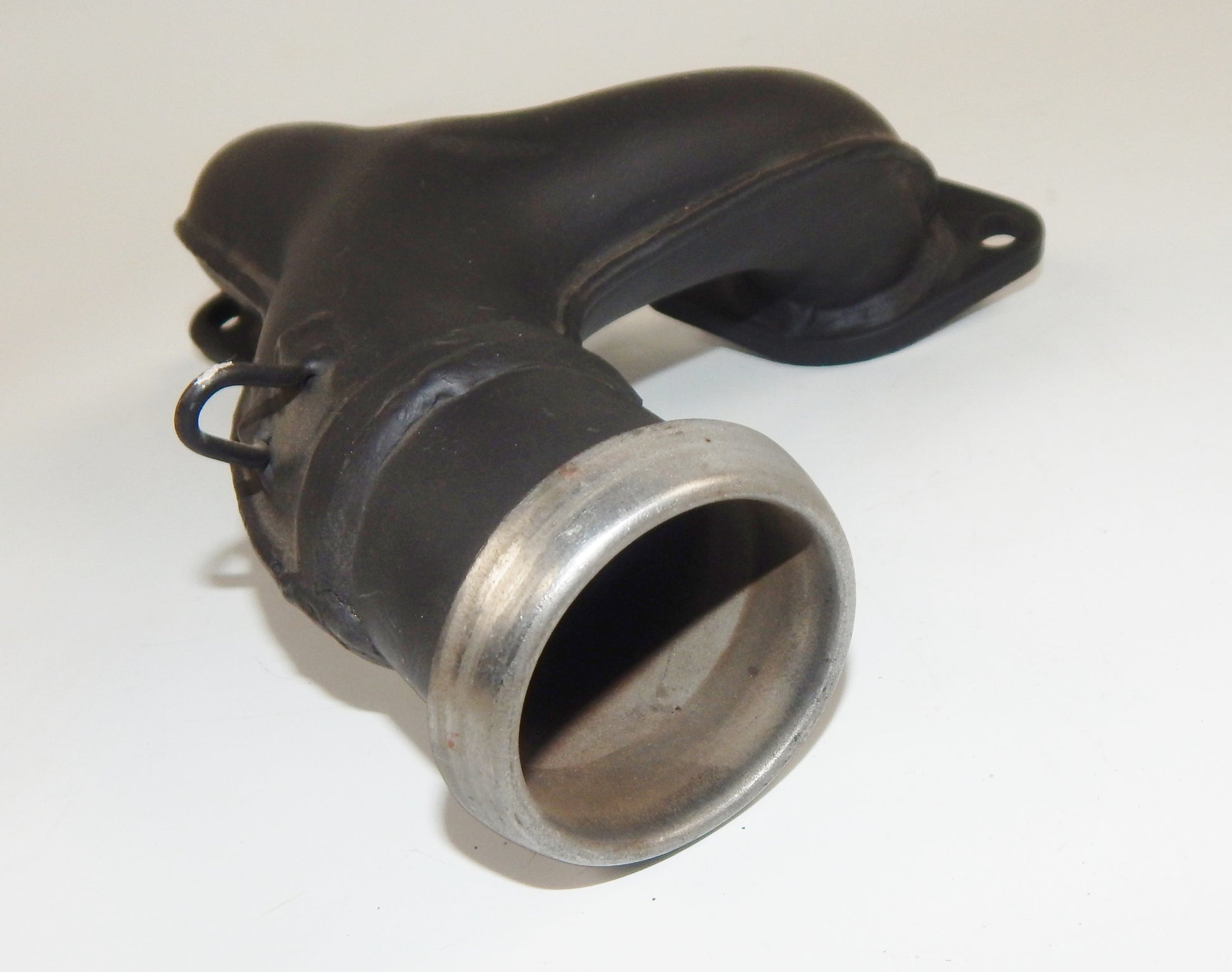 NOS 1972-77 YAMAHA 433 SNOWMOBILE Y EXHAUST PIPE MANIFOLD CONNECTOR VINTAGE - MotoRaider