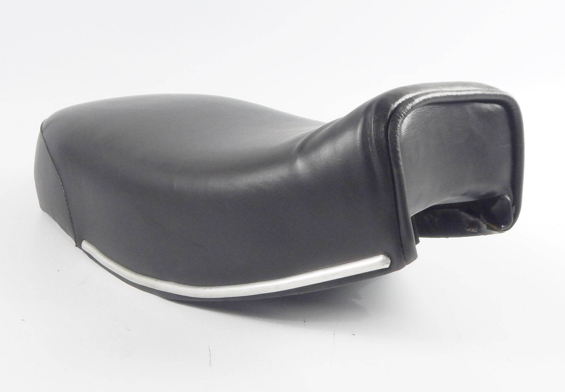 NISA ART 142  SADDLE SEAT L=19" W=9" DUCATI GUZZI BENELLI MORINI MV PARILLA RUMI - MotoRaider