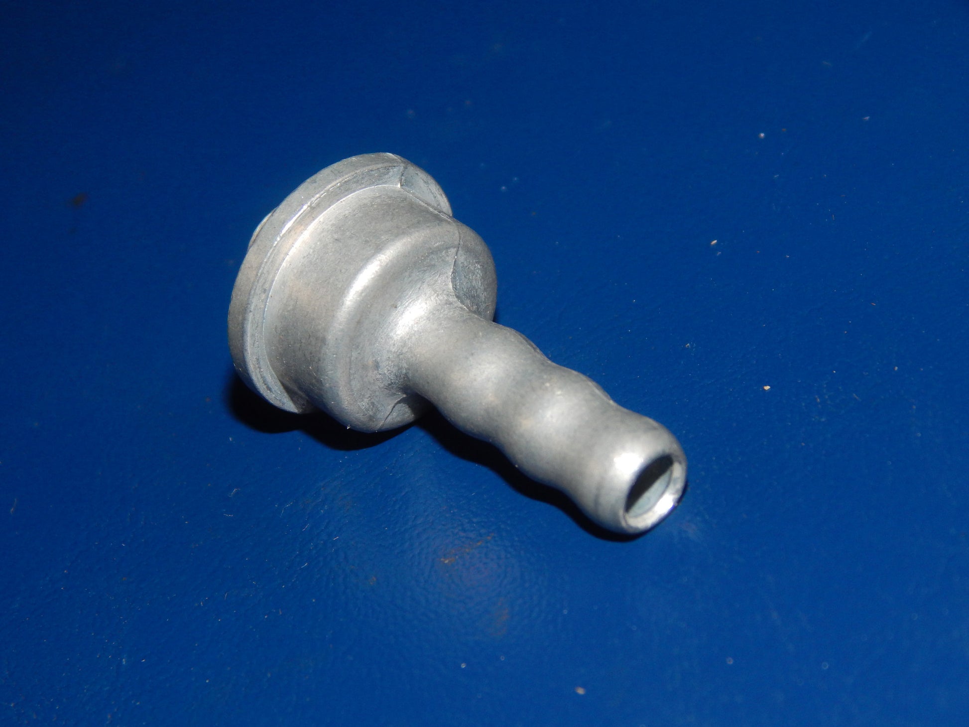 VINTAGE MOTORCYCLE PETCOCK FUEL VALVE SPIGOT BASE D=20mm L=40mm DUCATI LAVERDA - MotoRaider
