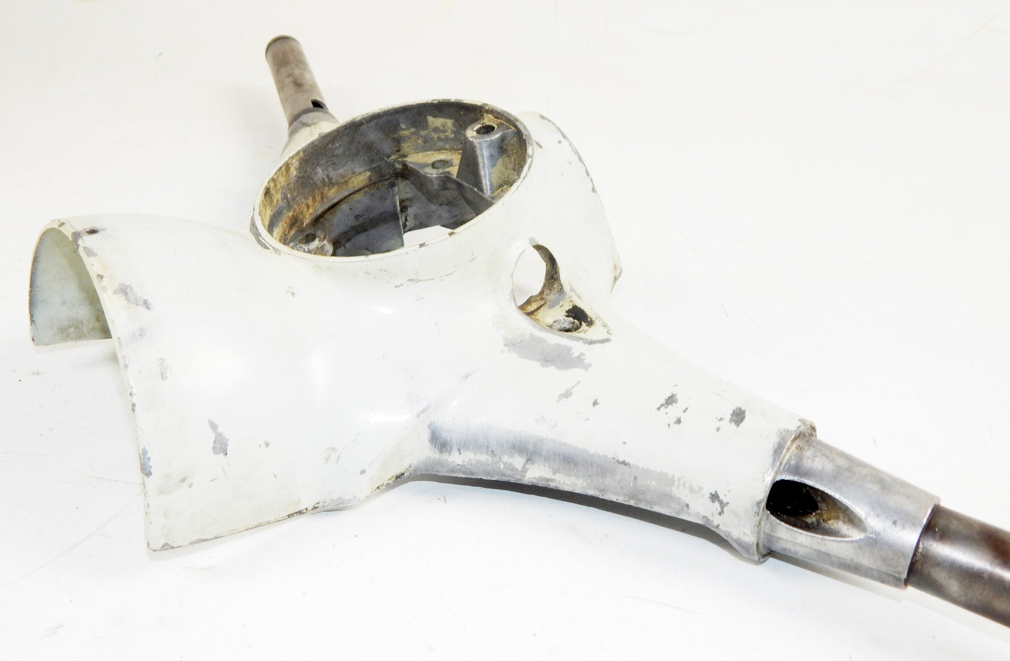 1960 LAMBRETTA LI 150 HEADLIGHT HANDLEBAR TOP COVER TUBES 19-06-1090 VINTAGE - MotoRaider