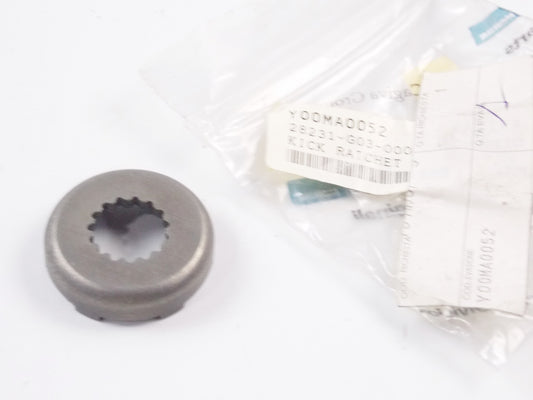 NOS OEM CAGIVA 1992-1993-1994 CITY KICK STARTER RATCHET Y00MA0052 - MotoRaider