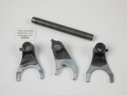 1986 SUZUKI GSXR750 MOTOR GEAR CHNAGE FORK SHIFT No 1,2,3+SHAFT ROD TRANSMISSION - MotoRaider