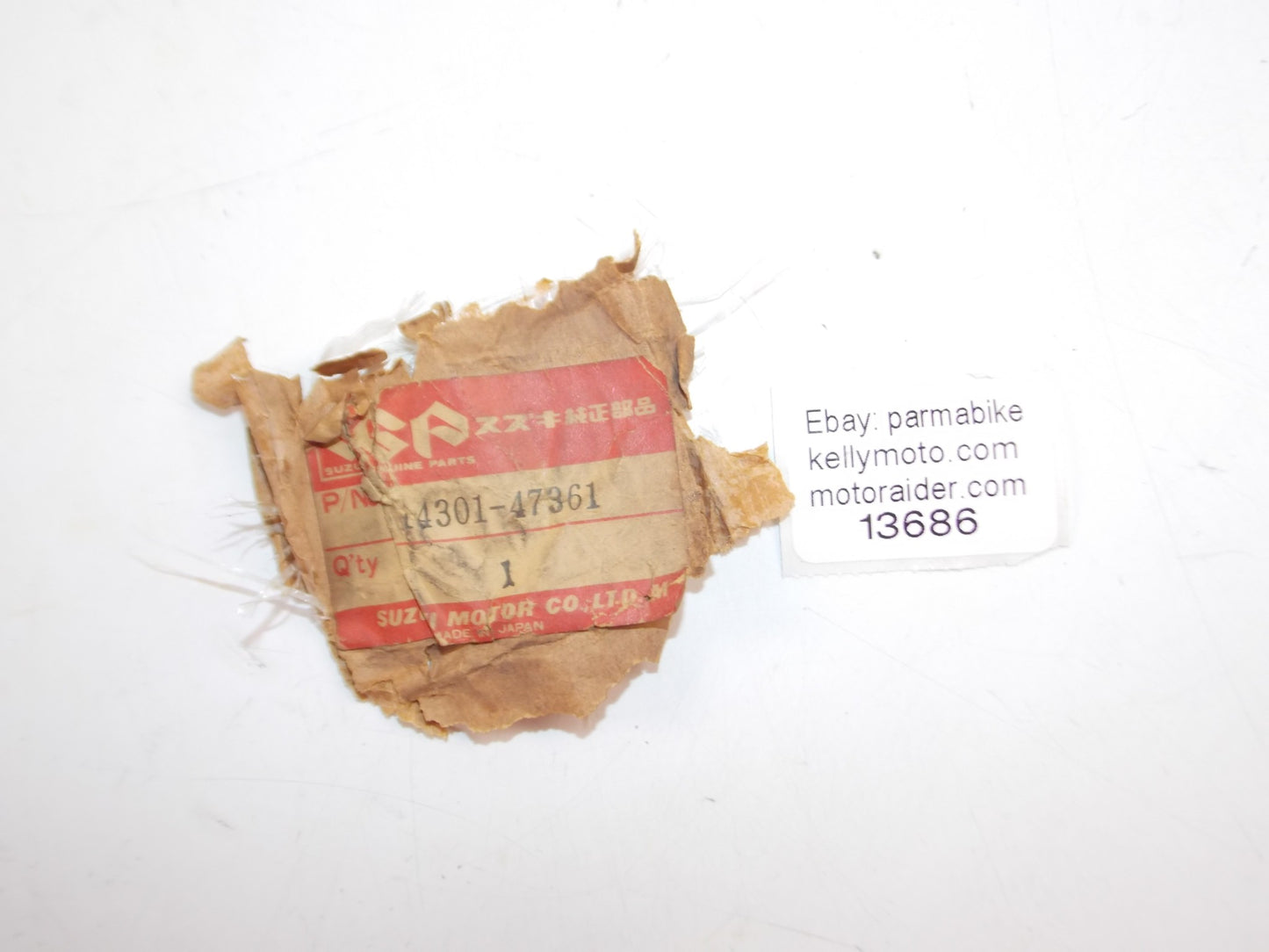 NOS OEM SUZUKI GS550 RIGHT HAND EXHAUST MUFFLER PIPE # 14301-47361 - MotoRaider
