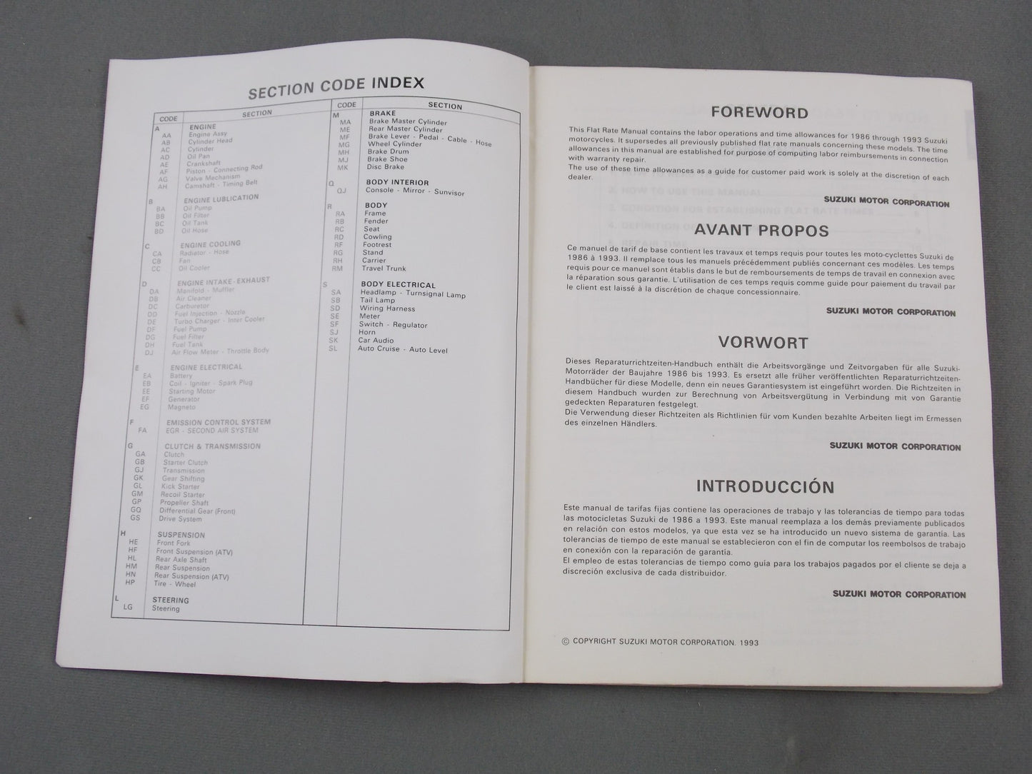 SUZUKI 1993 WARRANTY FLAT RATE MANUAL BOOK ENGLISH FRENCH GERMAN 99550-01930-015 - MotoRaider