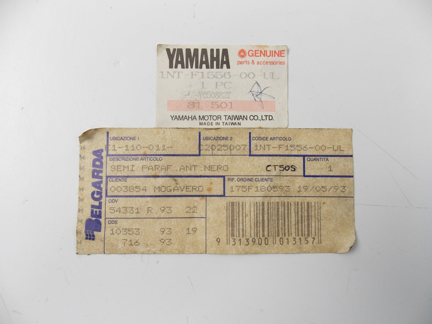 NOS OEM YAMAHA 1990 | 1993 CT50 FRONT FENDER 1NT-F1556-00-UL - MotoRaider