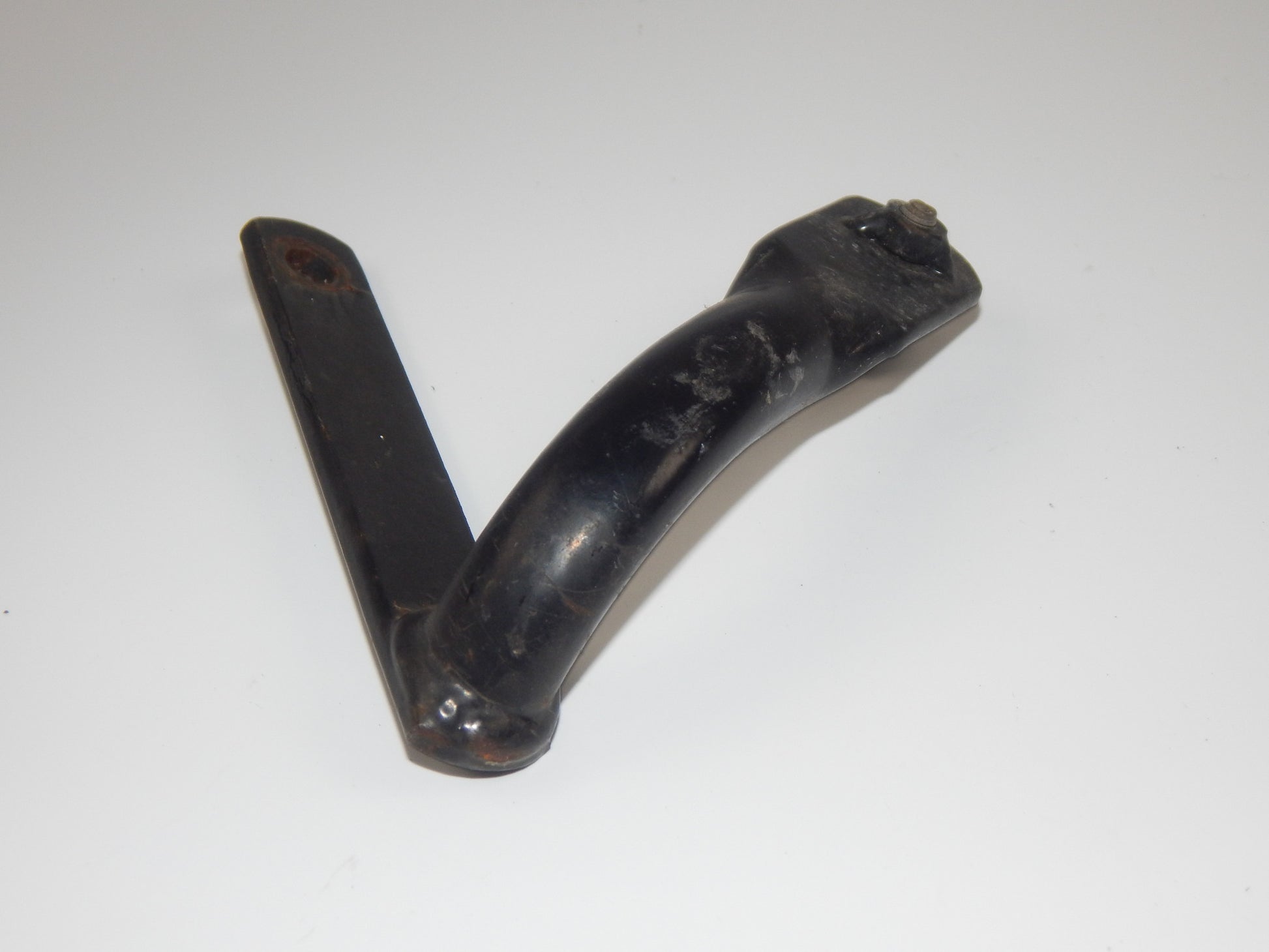1986 KAWASAKI GPX 750-R FRAME CHASSIS TAIL SECTION LEFT BRACKET MOUNT VINTAGE - MotoRaider
