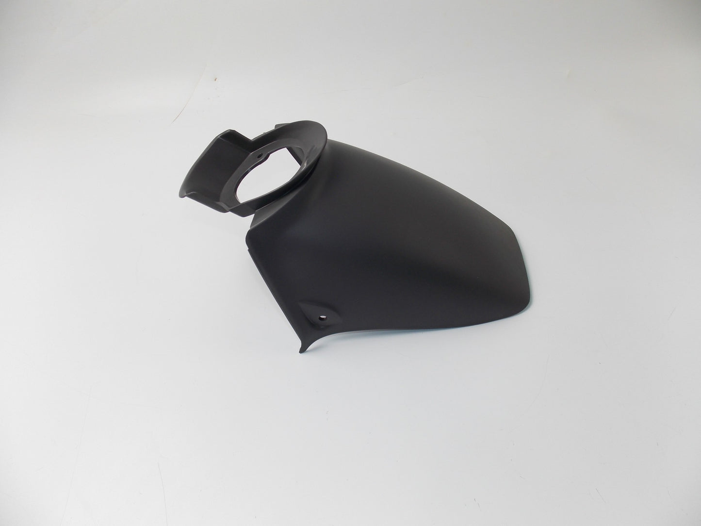 NOS OEM YAMAHA 1990 | 1993 CT50 FRONT FENDER 1NT-F1556-00-UL - MotoRaider