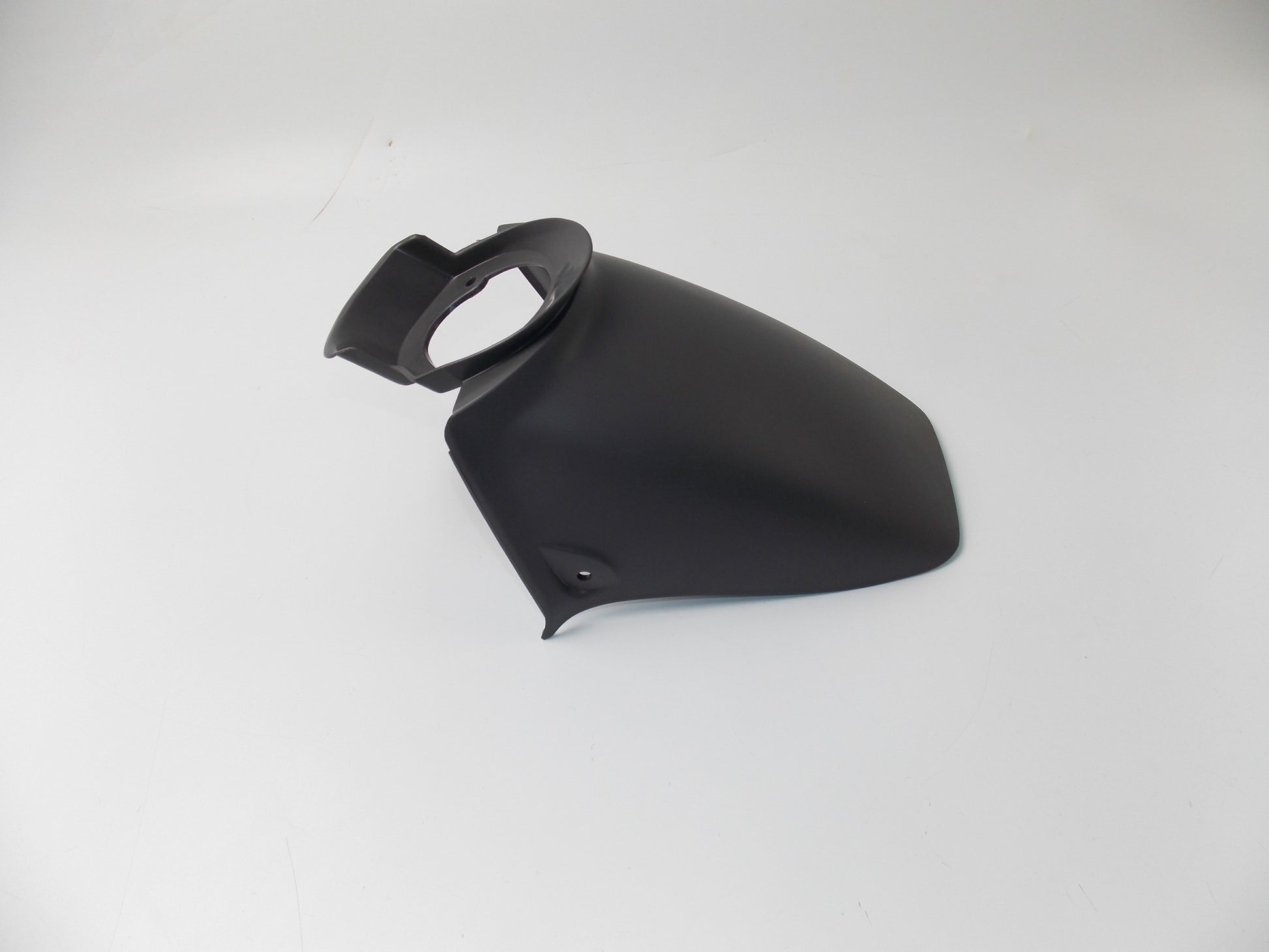 NOS OEM YAMAHA 1990 | 1993 CT50 FRONT FENDER 1NT-F1556-00-UL - MotoRaider