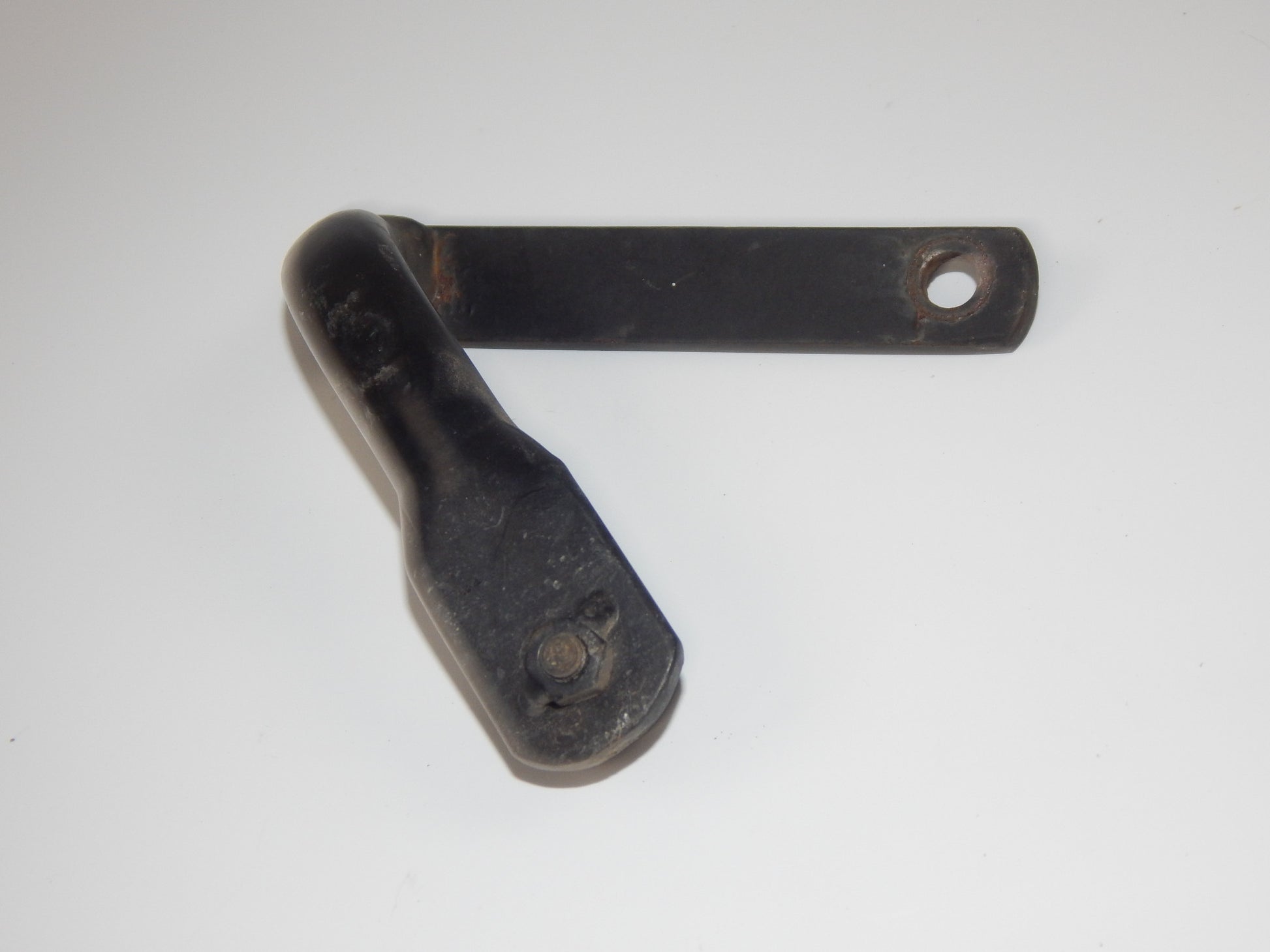 1986 KAWASAKI GPX 750-R FRAME CHASSIS TAIL SECTION LEFT BRACKET MOUNT VINTAGE - MotoRaider