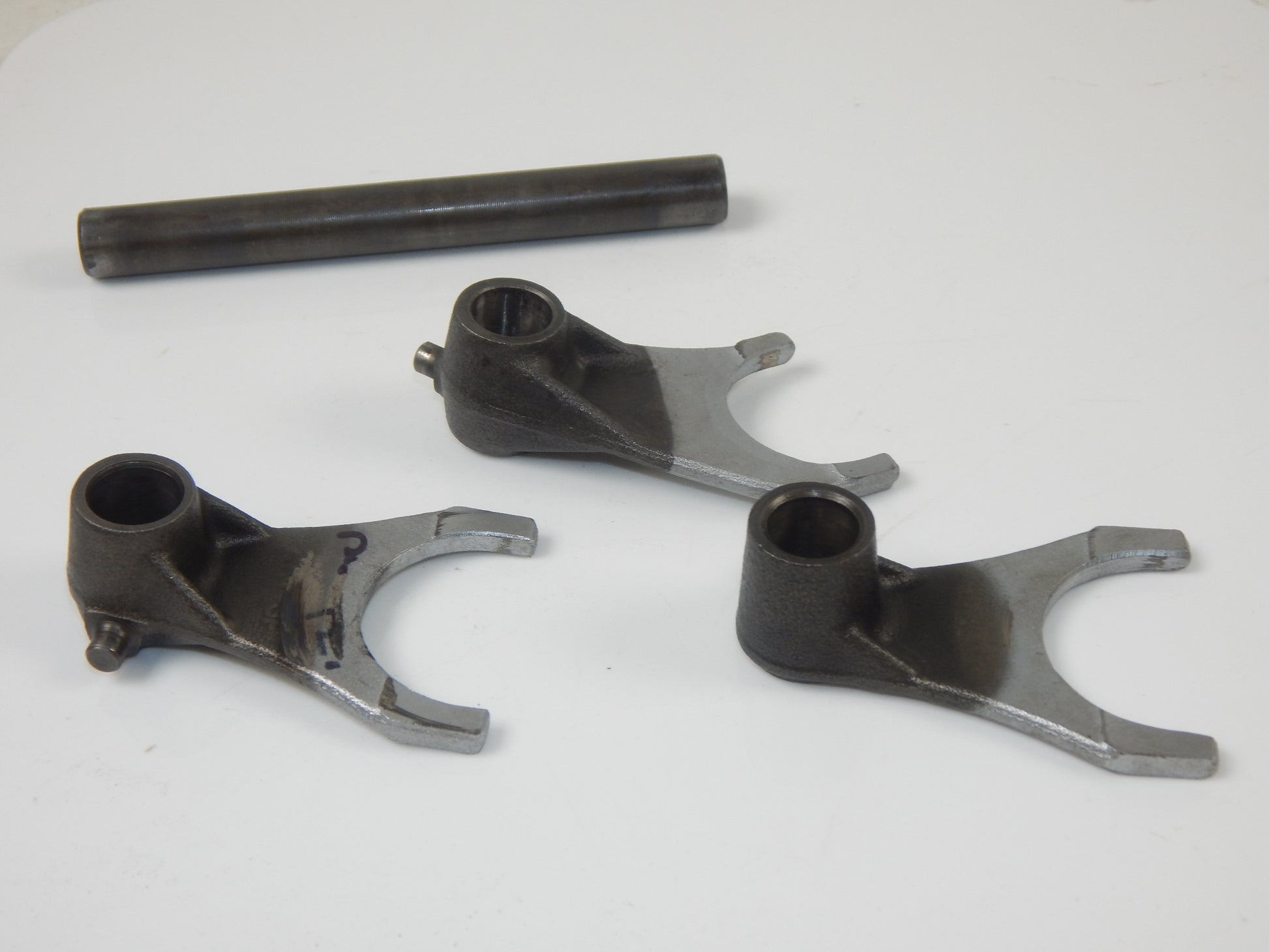1986 SUZUKI GSXR750 MOTOR GEAR CHNAGE FORK SHIFT No 1,2,3+SHAFT ROD TRANSMISSION - MotoRaider