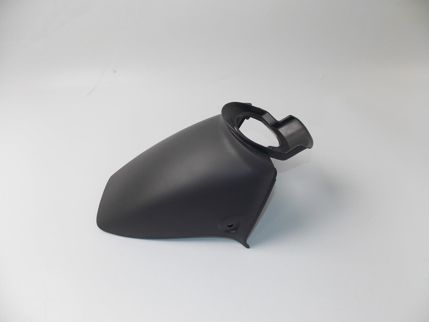 NOS OEM YAMAHA 1990 | 1993 CT50 FRONT FENDER 1NT-F1556-00-UL - MotoRaider