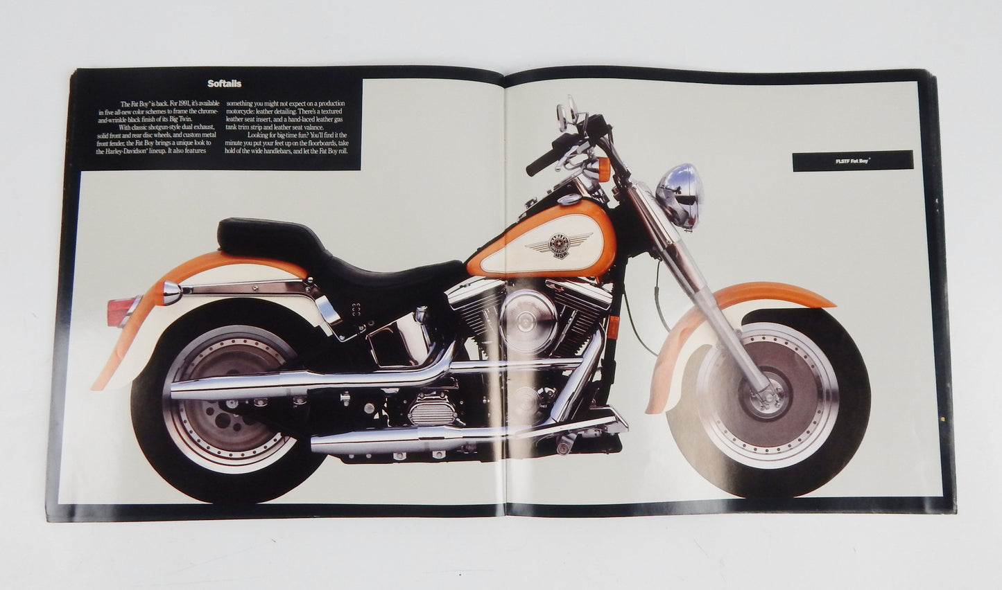1991 HARLEY CATALOGUE 1994 ANNUAL REPORT 1995 GENUINE MOTORCLOTHES EVO SOFTAIL - MotoRaider