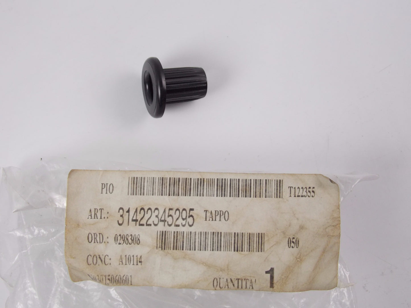 NOS OEM BMW 1997-1998-1999-2000 F 650|ST CAP TELESCOPIC FORK BRIDGE 31422345295 - MotoRaider