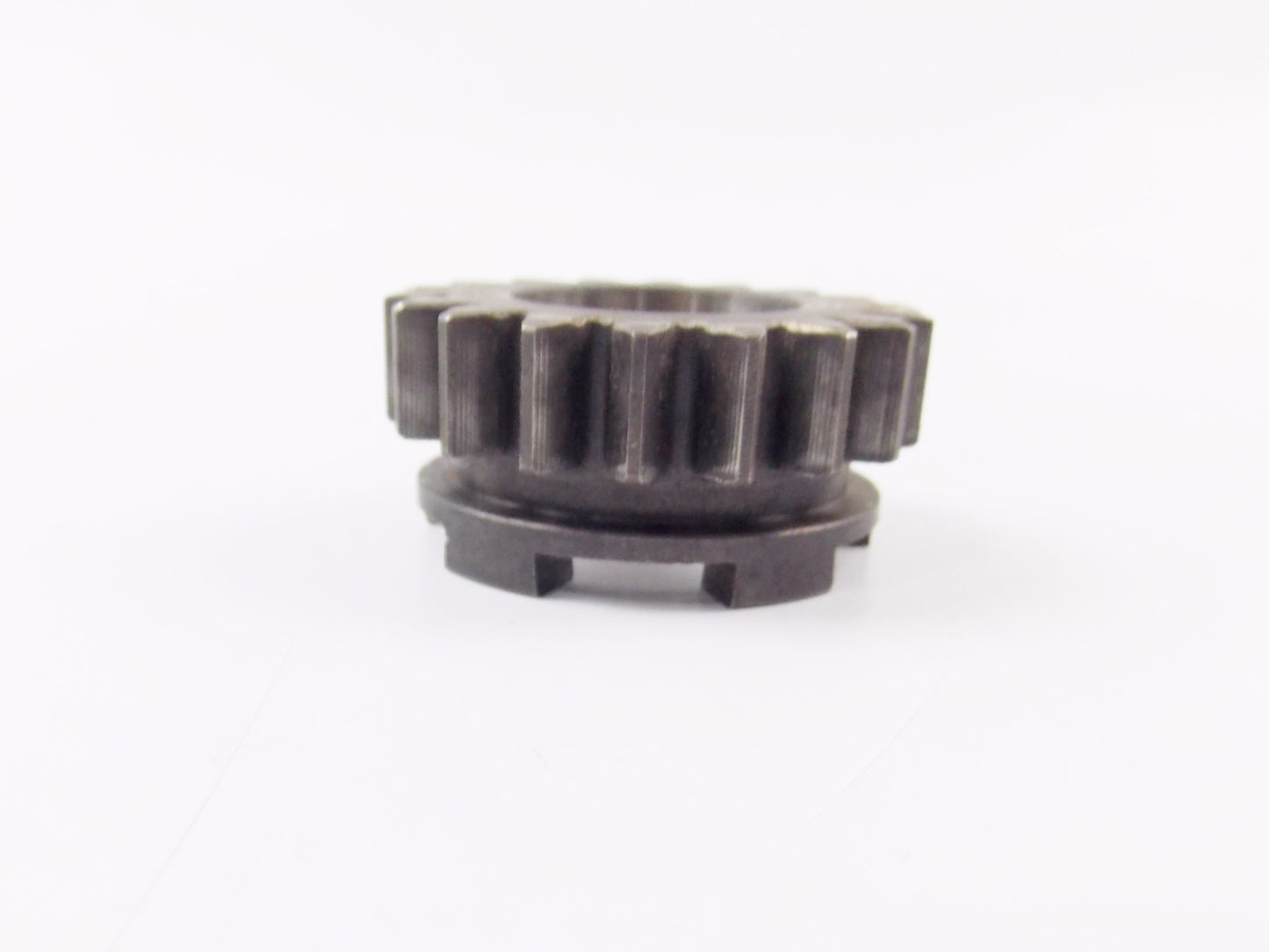 NOS OEM KTM 125/175/250/400 1979 2nd GEAR 18 T, 54033006000 - MotoRaider