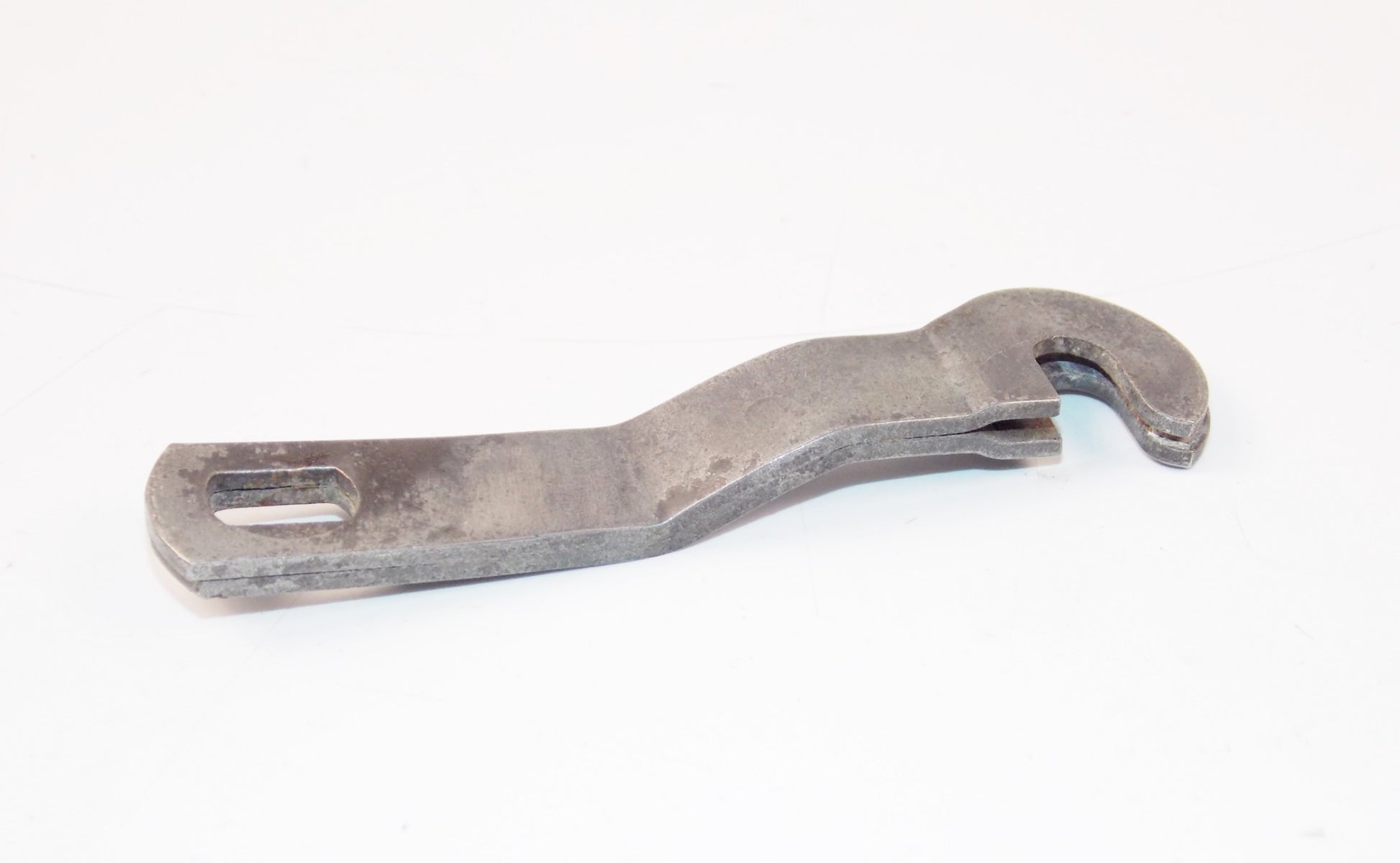 1975-1976 HUSQVARNA 125 CROSS DECLUTCHING SHAFT ACTUATOR LEVER ARM 161072301 - MotoRaider