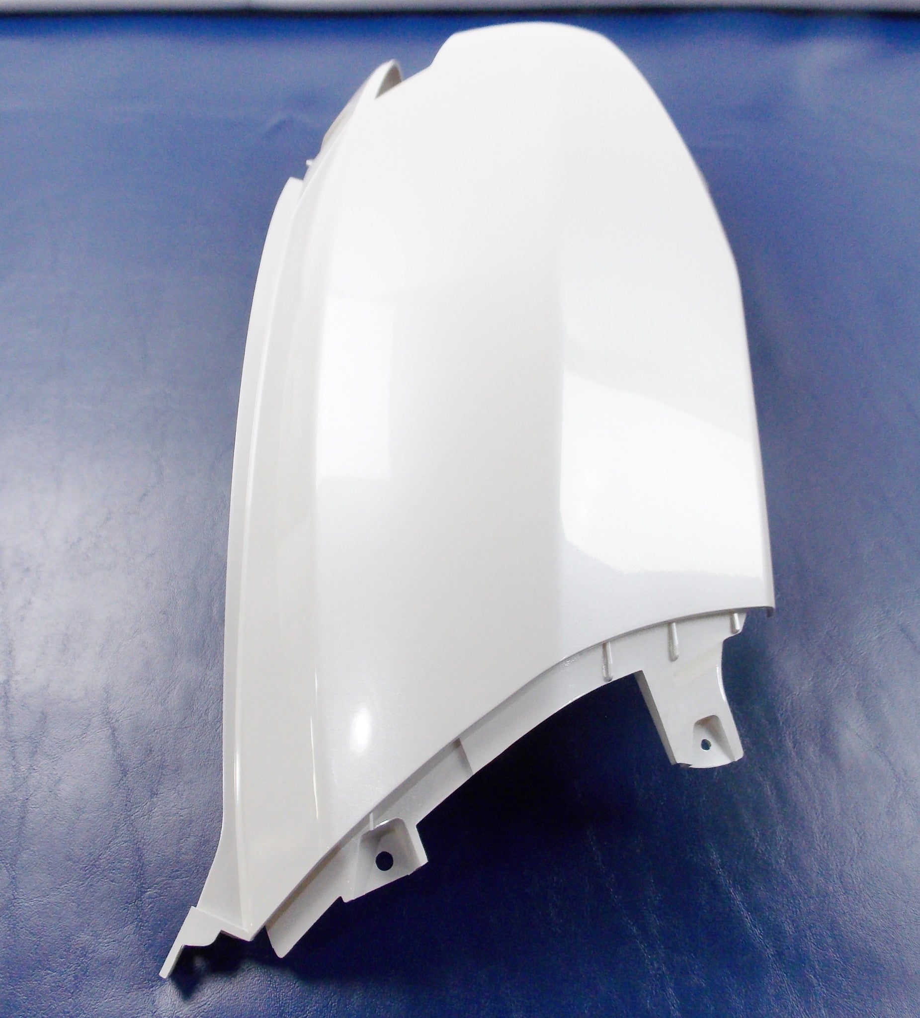 NOS OEM PEUGEOT SCOOTER E-VIVACITY WHITE LEFT COVER BODY FAIRING 772070F5 - MotoRaider