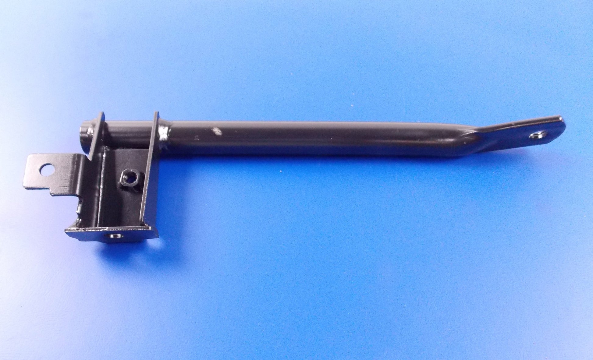 OEM HONDA 2008 SH125 STAY COMP LEFT FLOOR 50620-KPR-900 | 50620KPR900 - MotoRaider