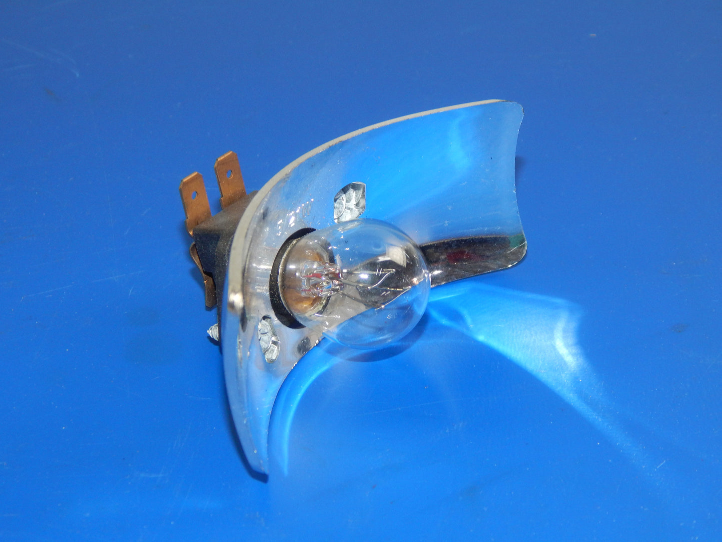 C.E.V 44386 REAR TAIL STOP LIGHT SOCKET REFLECTOR+BULB 5/21W MOTORYCLE SCOOTER - MotoRaider